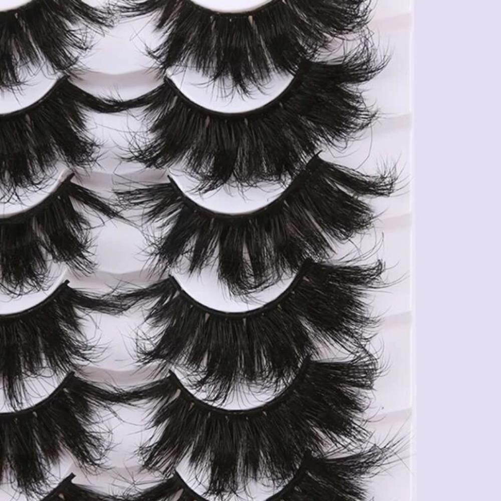 Eyelashes - Picture 3 of 6